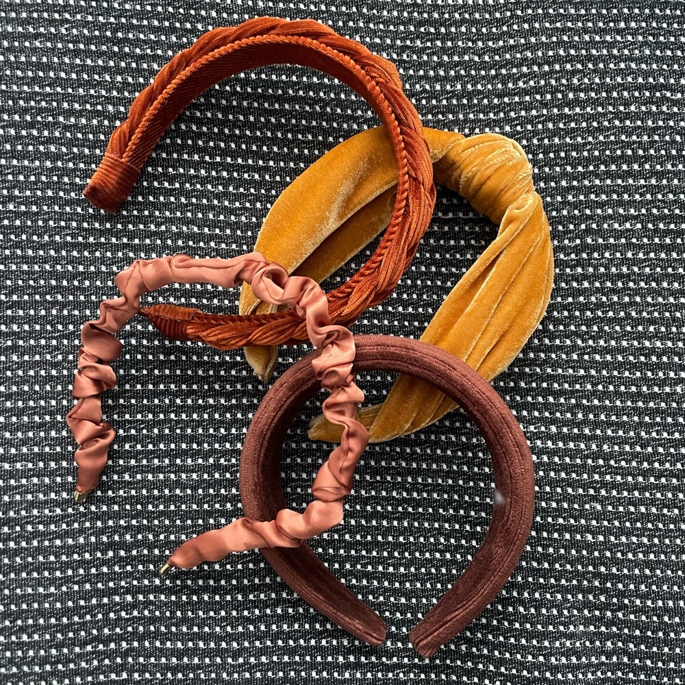 Lot of 4 Headbands